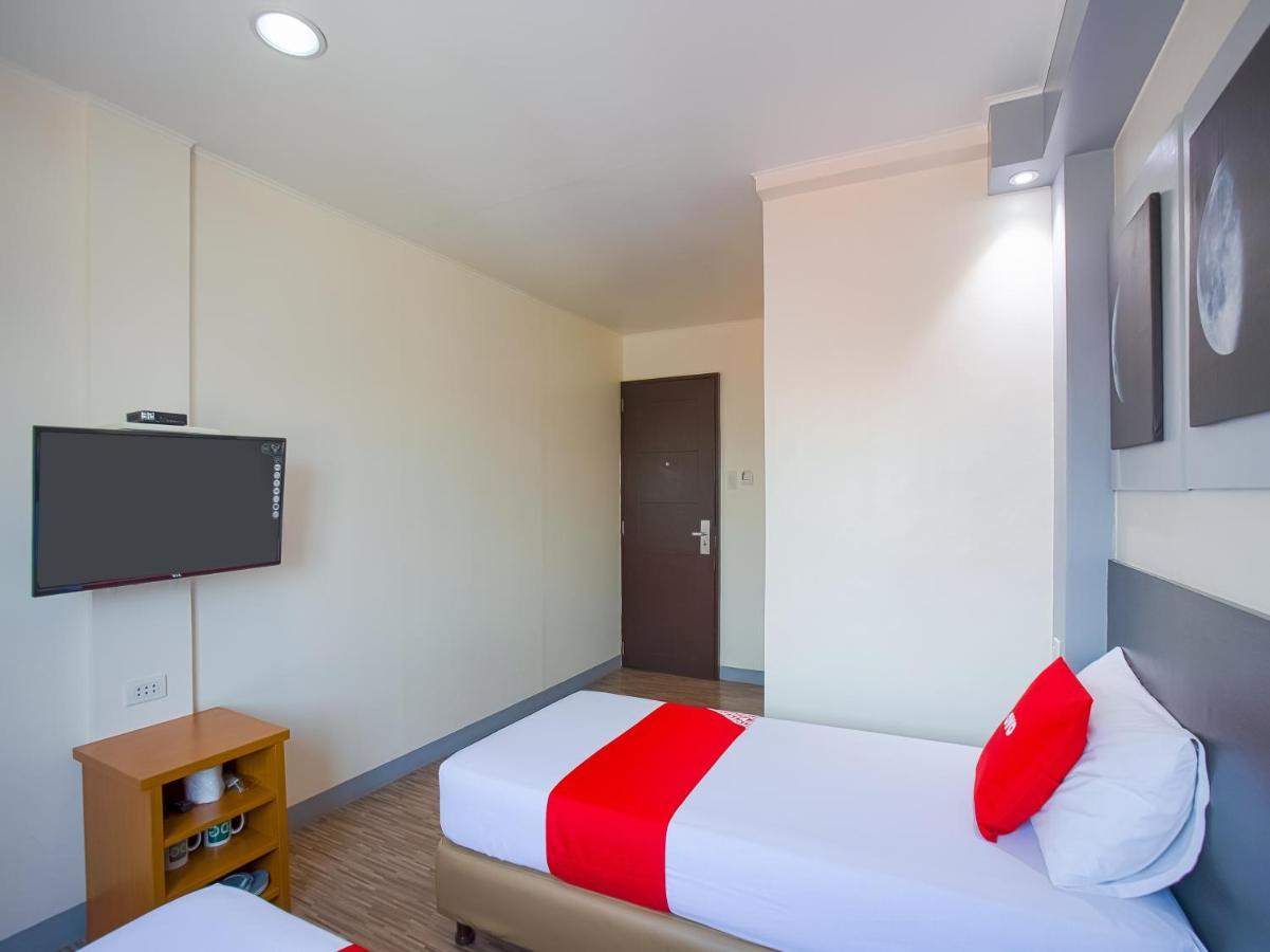 Oyo 793 Dg Budget Hotel Salem Пасай Экстерьер фото